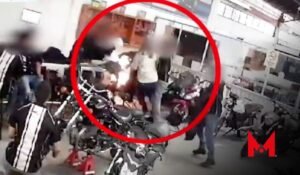 asi-le-prendieron-fuego-a-cristian-en-escuela-de-texcoco-video