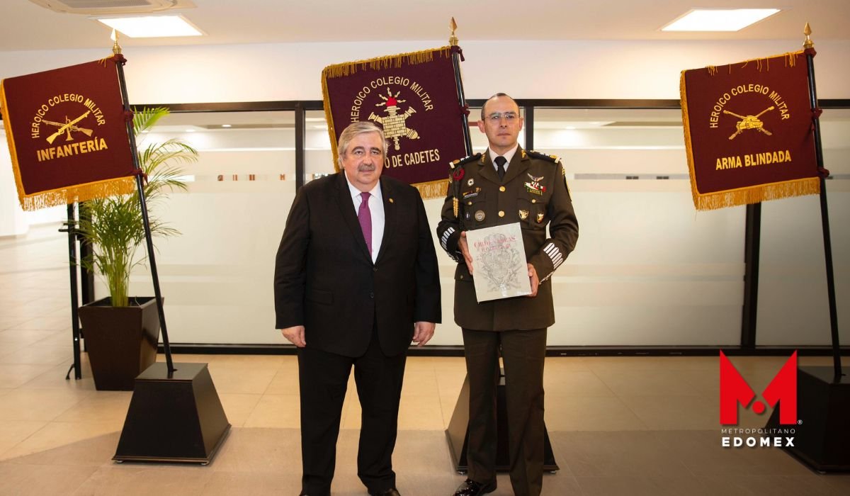 Conmemoran 200 años del Colegio MIlitar y Poder Judicial Edomex