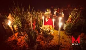 Familias del Edomex acuden a velar a sus Fieles Difuntos