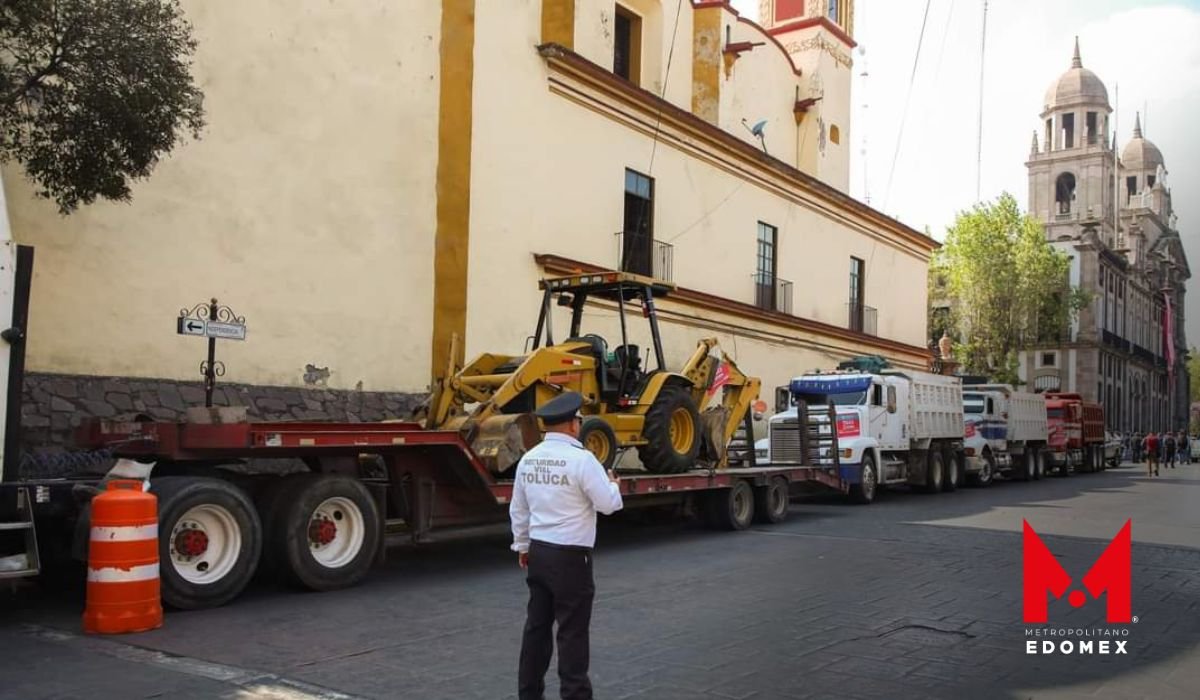 Toluca continúa con el apoyo a Acapulco, envía maquinaria pesada