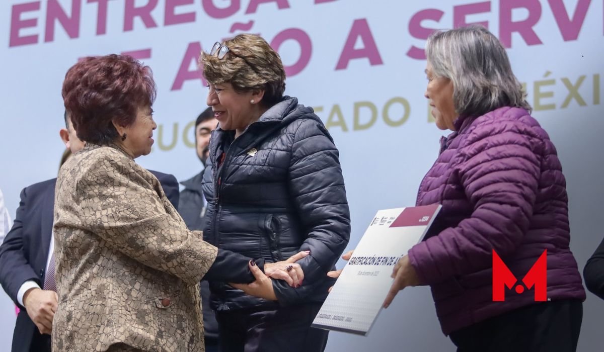 Gobierno de Edomex reconoce trabajo de sus servidores públicos