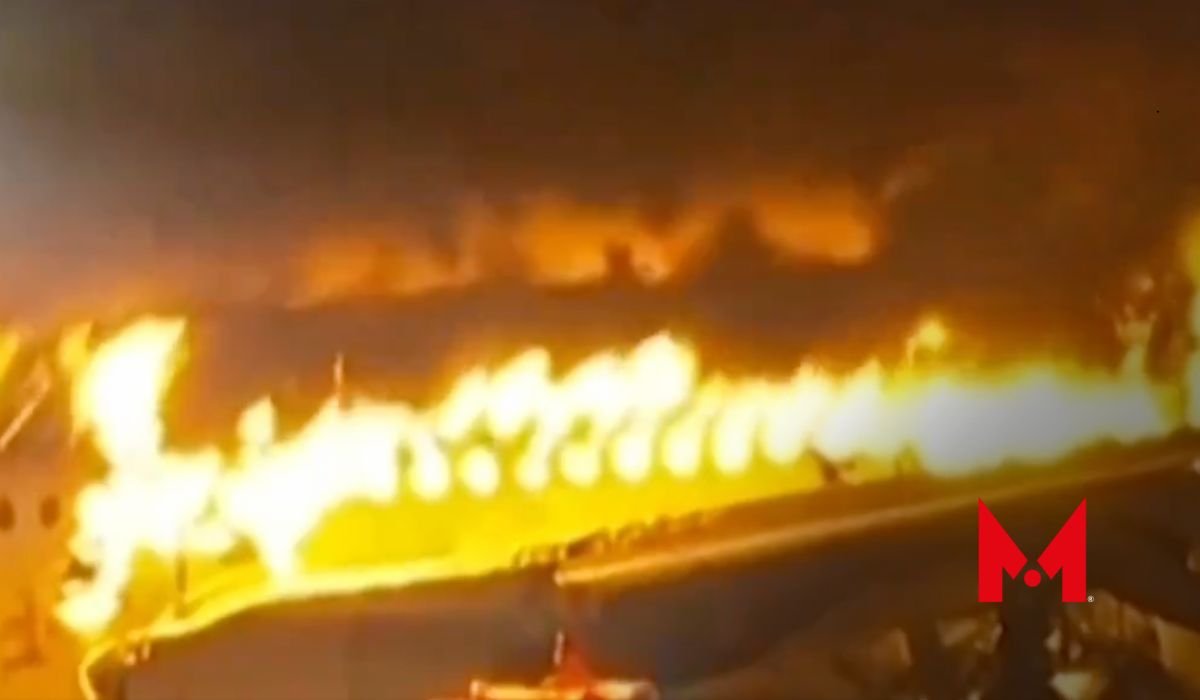 Choque de dos aviones en aeropuerto de Tokio deja 5 personas sin vida