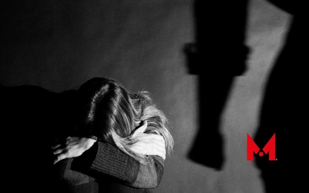 Detienen a funcionario de la GAM por violencia familiar