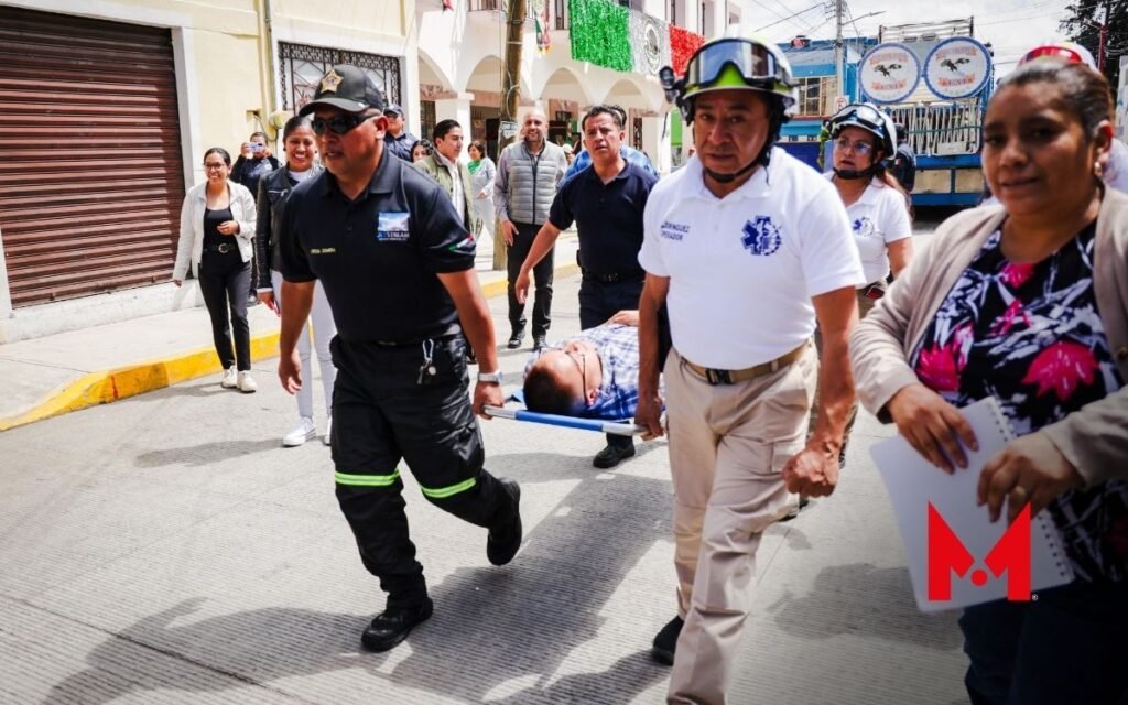 Mexicaltzingo comprometido con la integridad de los ciudadanos realiza Simulacro  Nacional