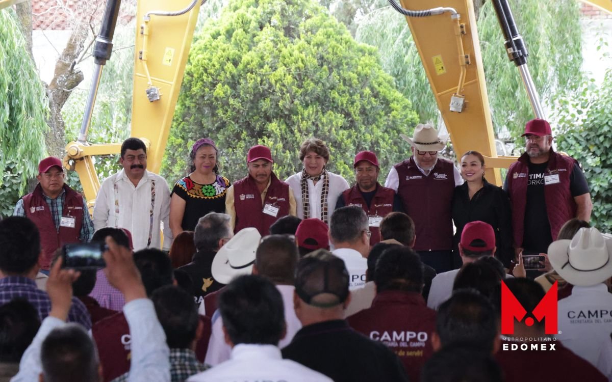 Edomex-invierte-más-de-52-mdp-en-maquinaria-para-el-desarrollo-rural